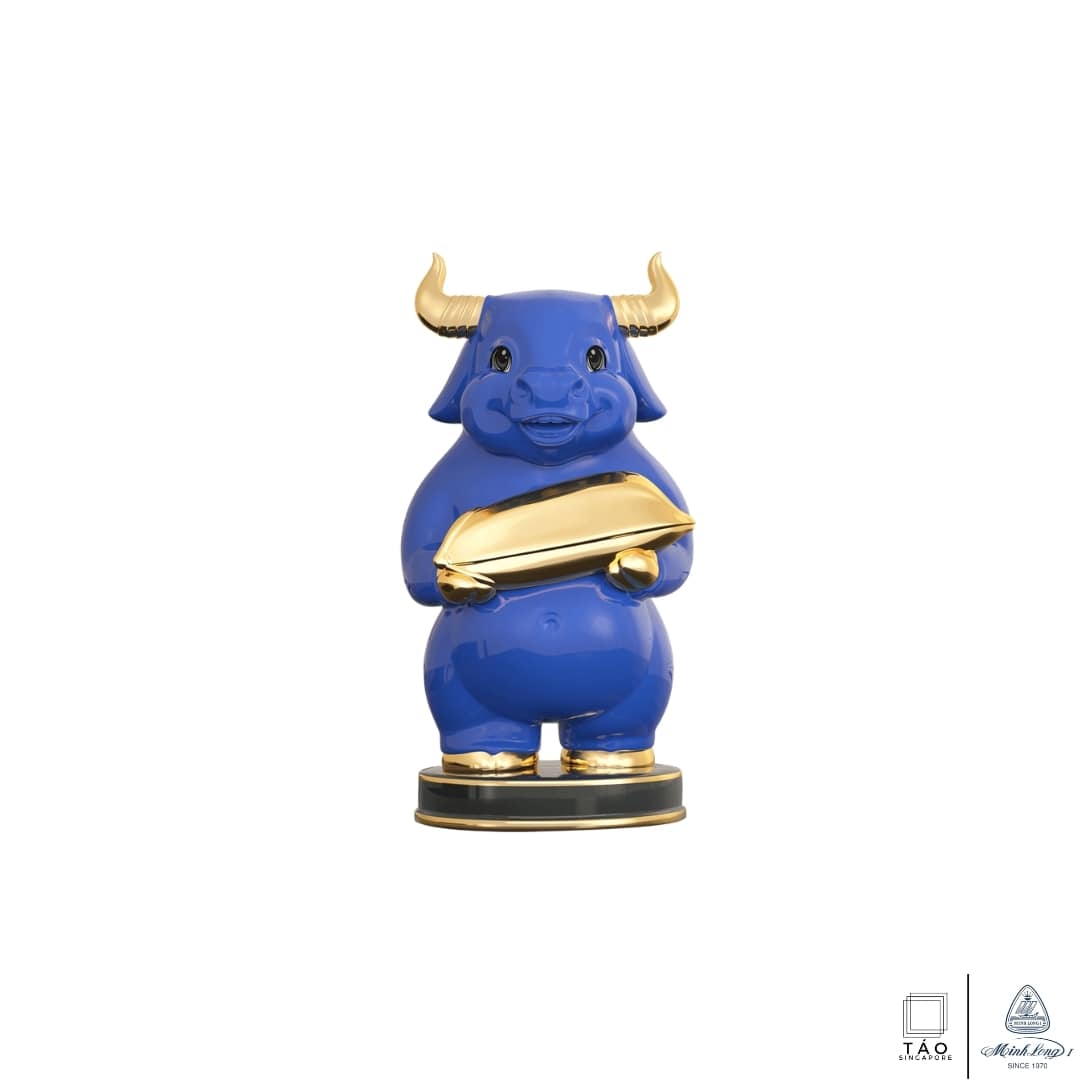TAO Singapore: Porcelain Ox Figurine (Minh Long I)