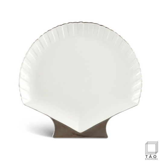 Fish & Clam: Shell Shaped Plate (31cm) (4802853830756)